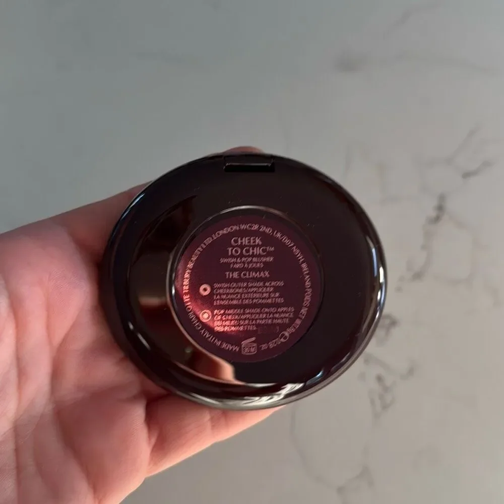 Charlotte Tilbury Cheek to Chic Blush - The Climax